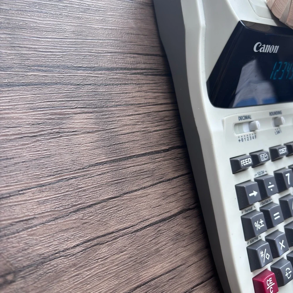 Canon Calculator, P170-DH, 12 Digit, Dual Color, Power Cord. Works!